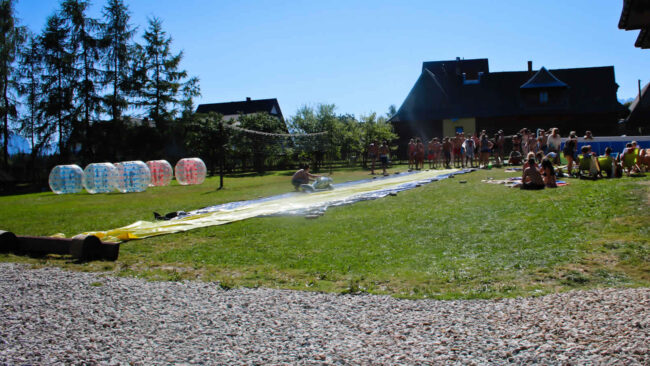 bumper-ball-w-gorach Bumper Ball w górach – gra w plenerze