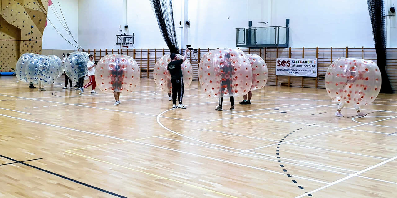 mecz-w-wielkich-dmuchanych-pilkach Mecz w wielkich dmuchanych piłkach – Bumper Ball Kraków